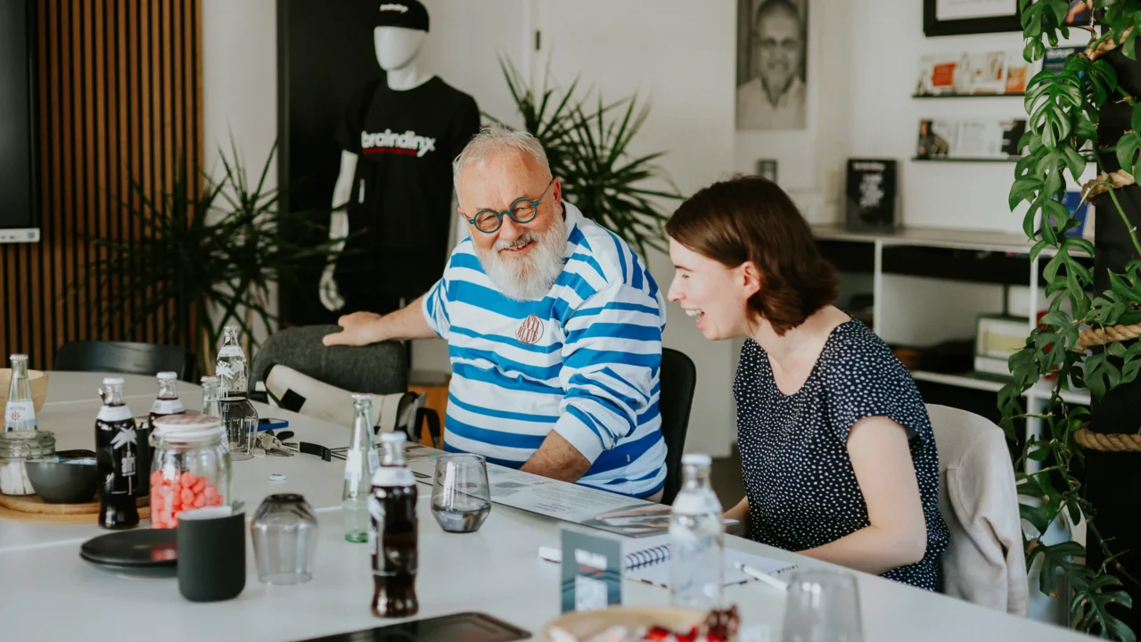 Dieter Forth und Angela Sieger freuen sich über den neuen Schritt des Autismus-Kompetenz-Zentrum